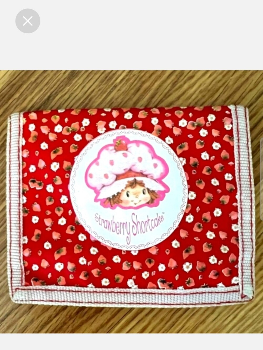 Classic Strawberry Shortcake Red White Velcro Medium-size Wallet